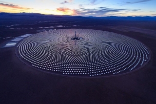 SolarReserve’s Crescent Dunes Solar Energy Plant in Nevada is the first utility-scale facility in the world to use advanced molten salt receiver technology, which was developed with funding from the SunShot Initiative. Crescent Dunes power plant